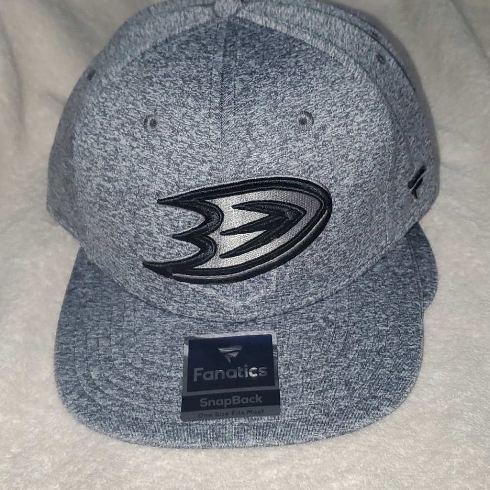 ANAHEIM DUCKS HAT